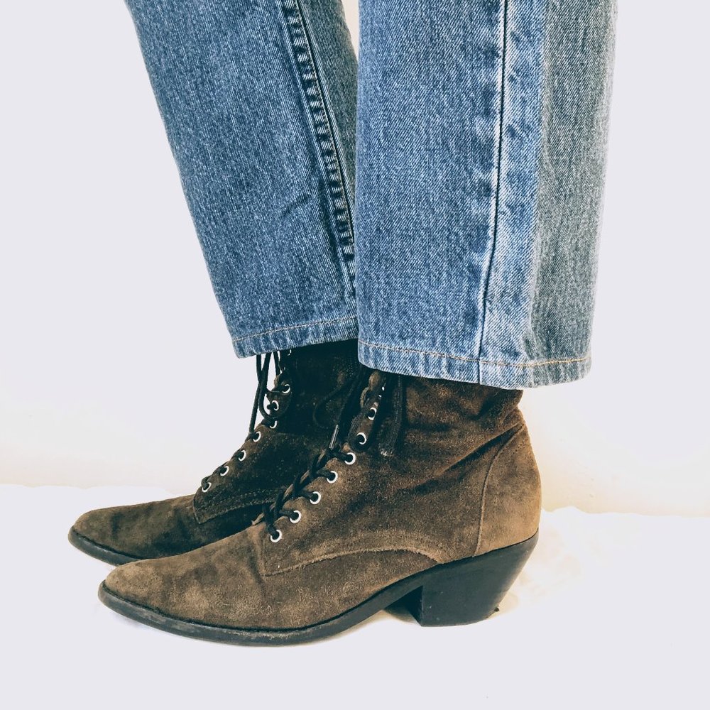 Marc Fisher Bowie Suede Heeled Lace-up Boot 6.5